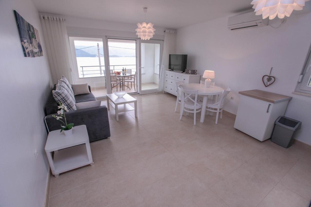 Apartments Zoya Клек Экстерьер фото