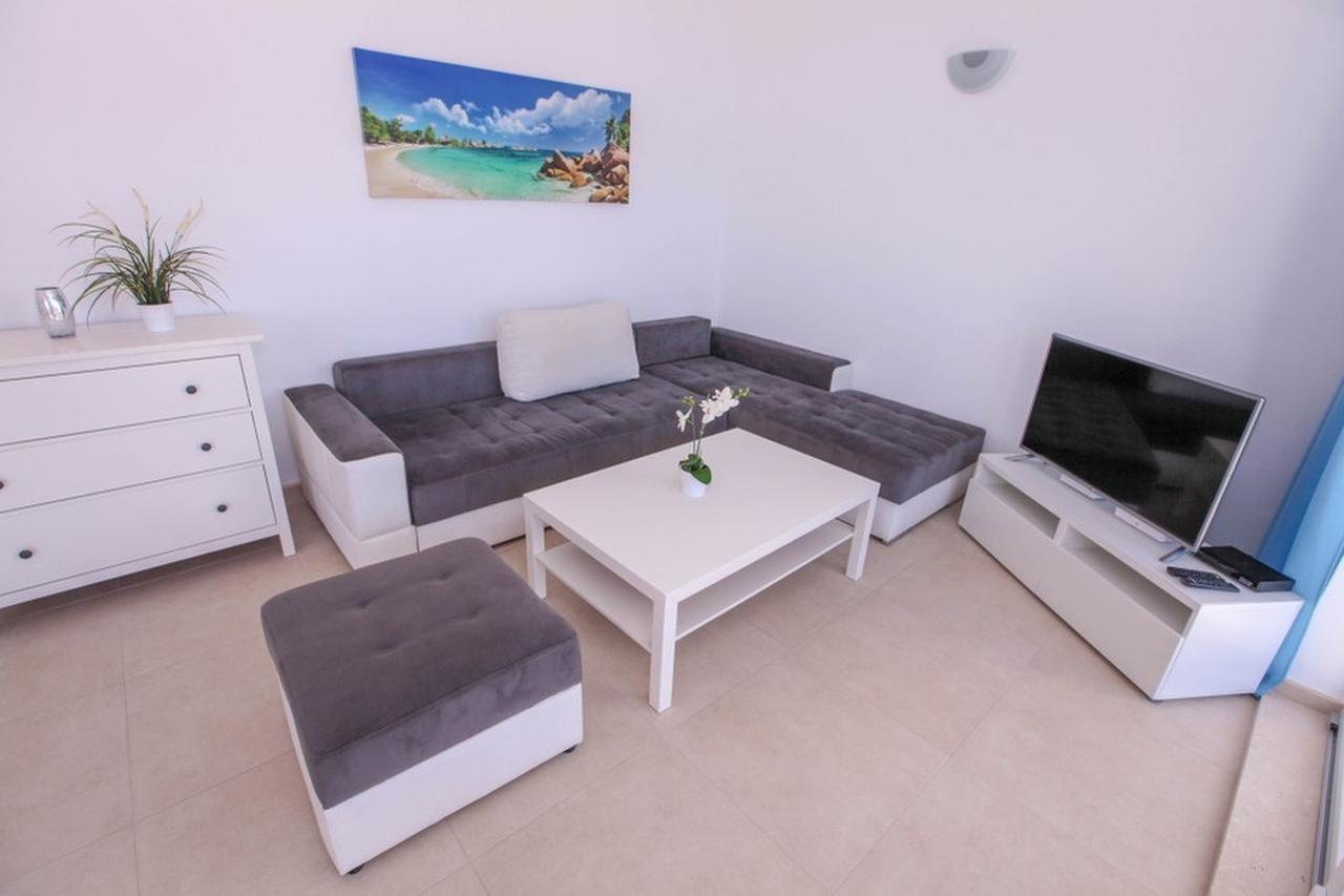 Apartments Zoya Клек Экстерьер фото