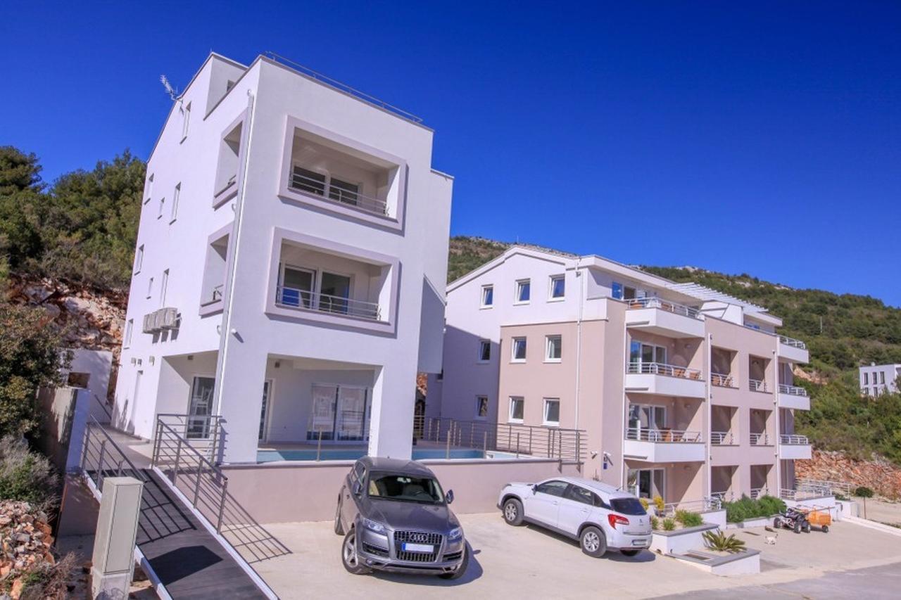 Apartments Zoya Клек Экстерьер фото