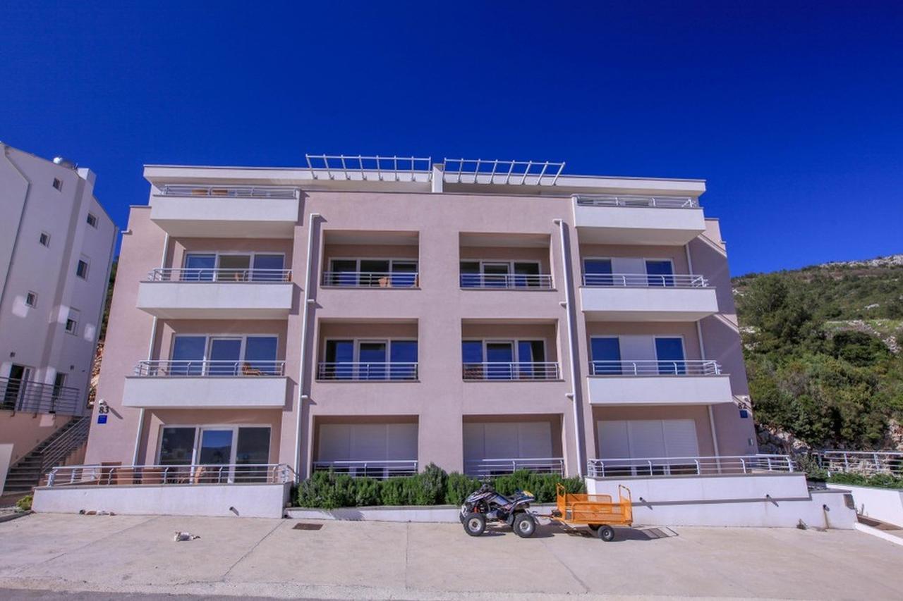 Apartments Zoya Клек Экстерьер фото